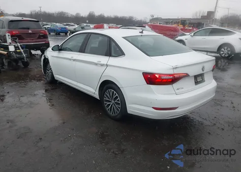 2019 Volkswagen Jetta 1.4T R-Line/1.4T S/1.4T Se z USA, uszkodzony, nr VIN 3VWC57BU4KM259532